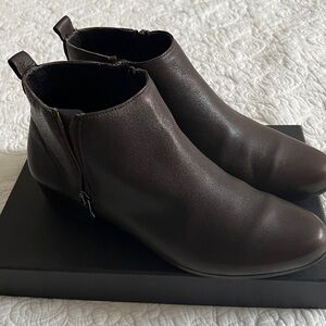 Women’s Brown Leather Ankle Boots with Side Zipper.